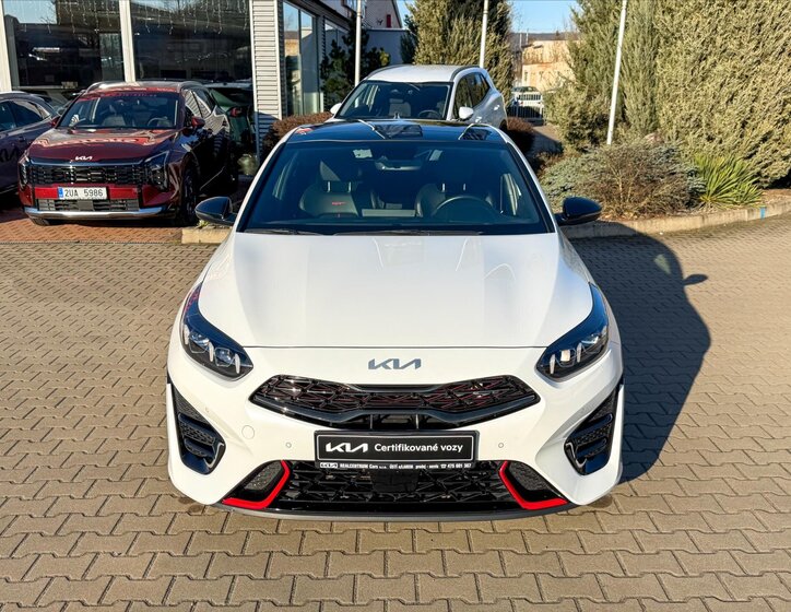KIA ProCeed Liftback 1,6 l 150 kw
