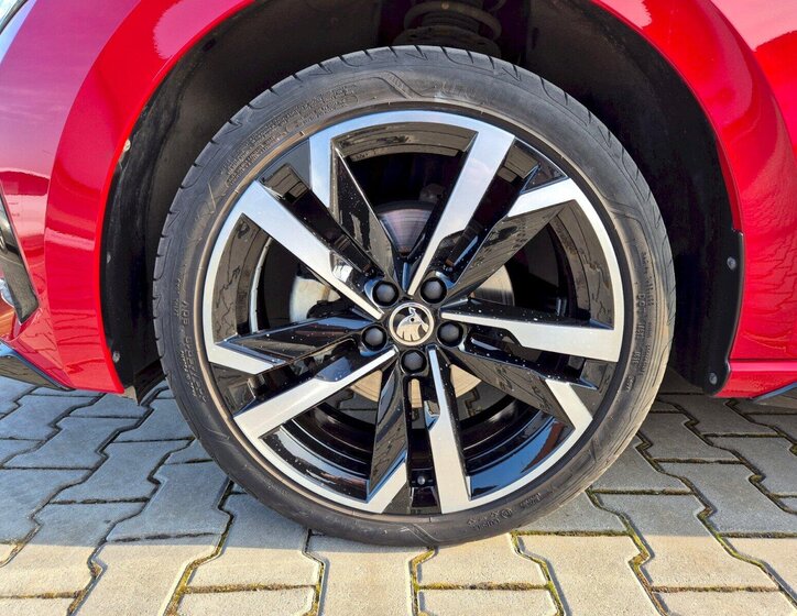 Škoda Scala Hatchback 1,5 l 110 kw