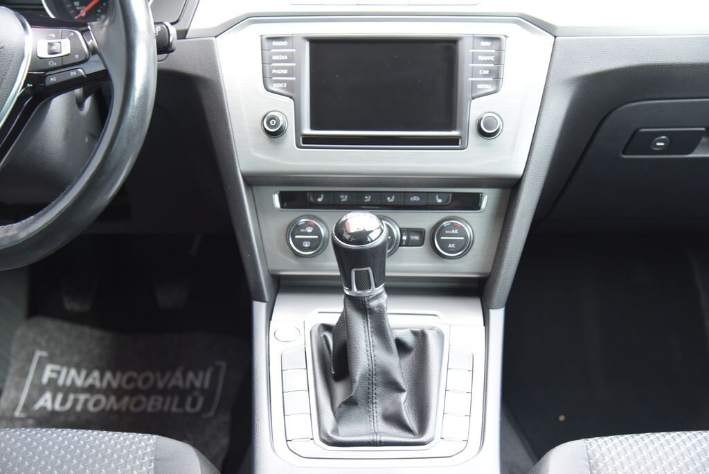 Volkswagen Passat Kombi 2,0 l 110 kw