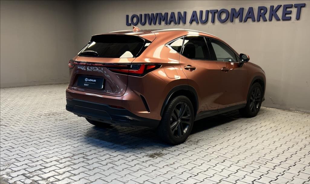 Lexus NX 450h plus