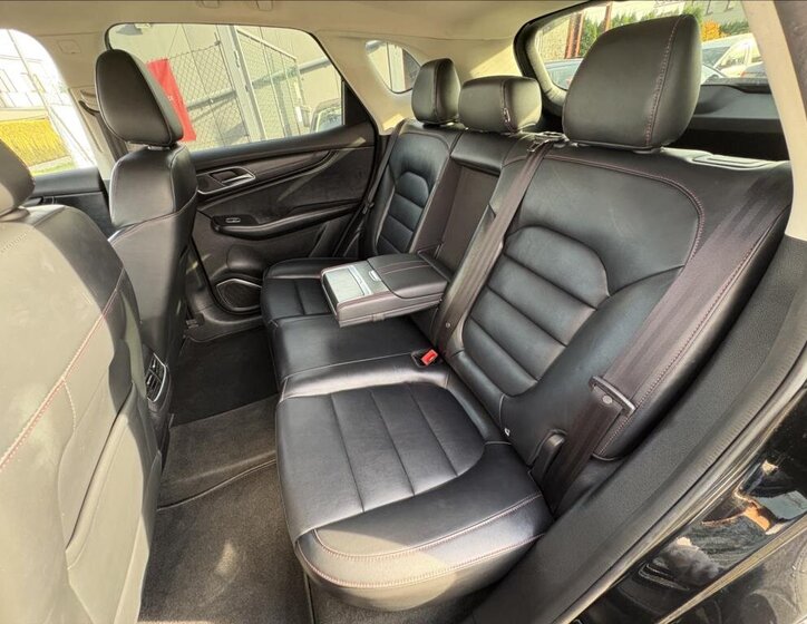 MG EHS SUV 1,5 l 119 kw