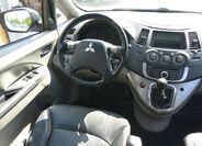 Mitsubishi Grandis 13