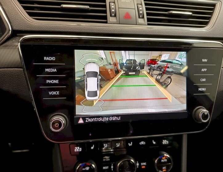 Škoda Superb Sedan / Limuzína 2,0 l 147 kw