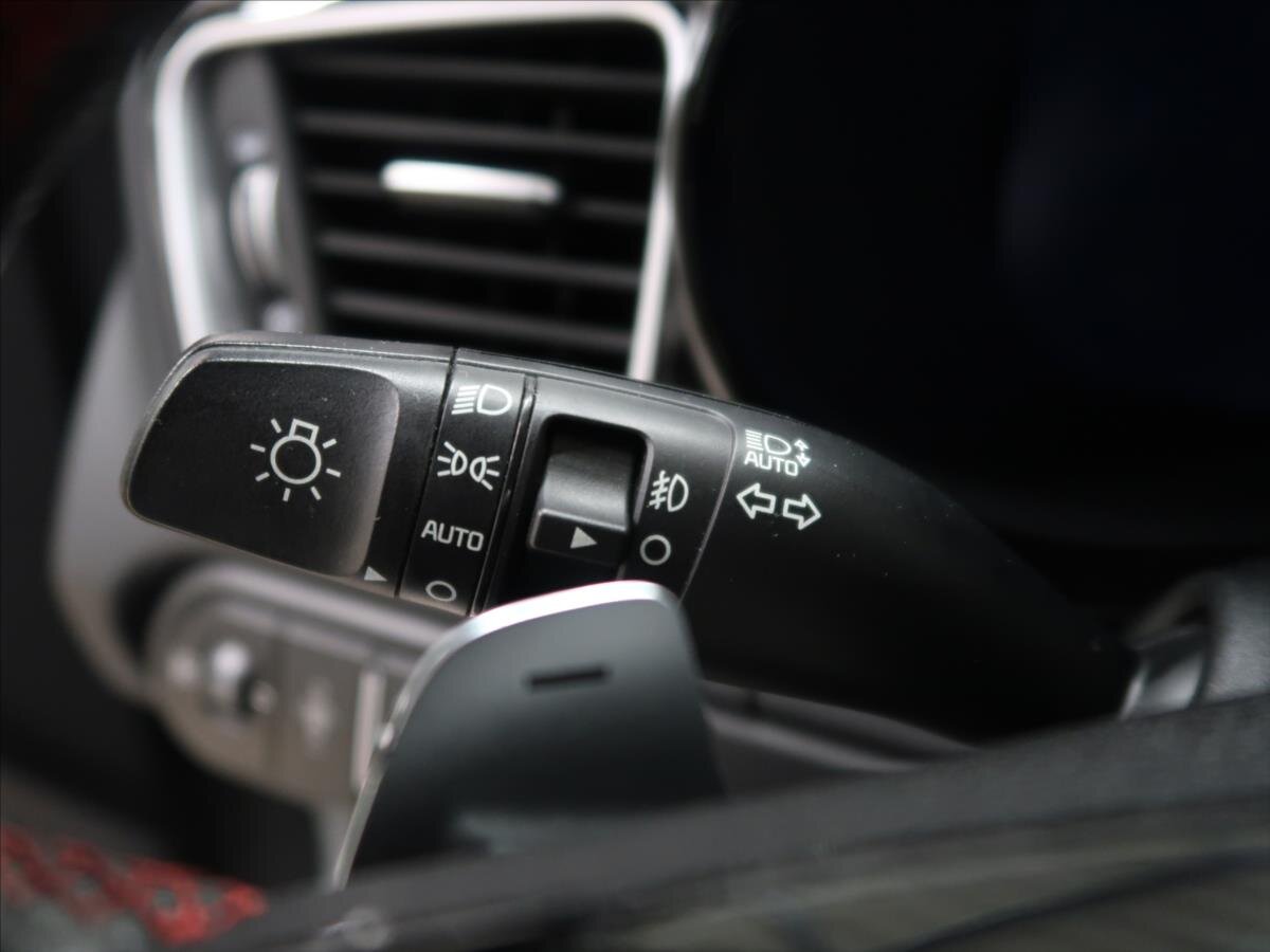 KIA ProCeed Kombi 1,6 l 150 kw