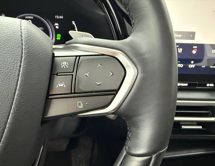 Lexus RX SUV 2,5 l 136 kw