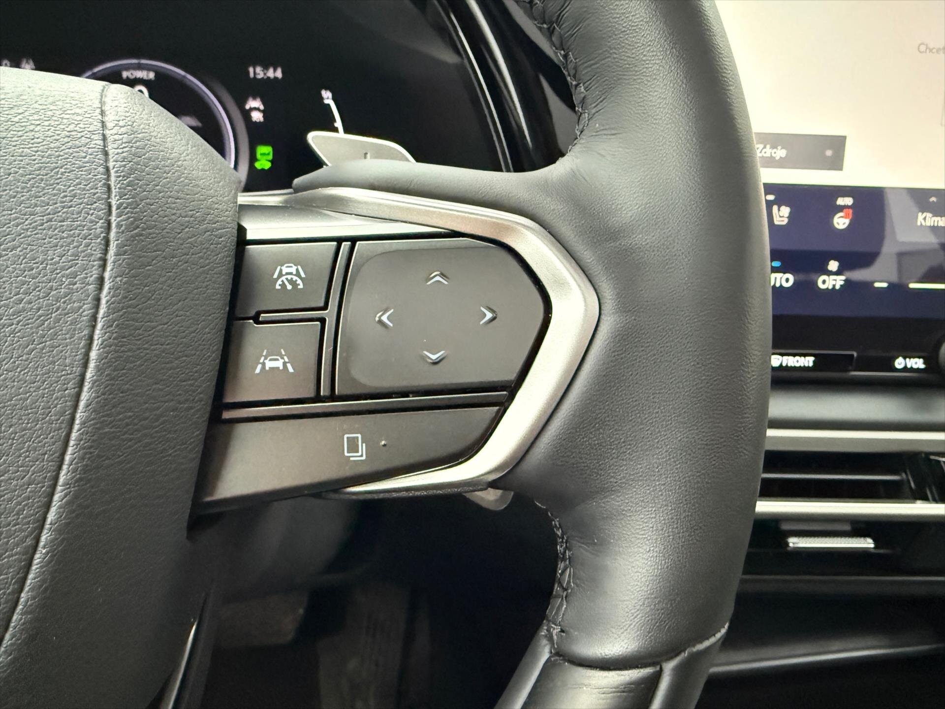 Lexus RX SUV 2,5 l 136 kw