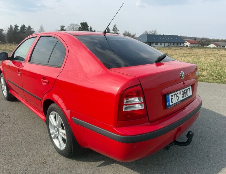 Škoda Octavia Sedan / Limuzína 1,6 l 75 kw