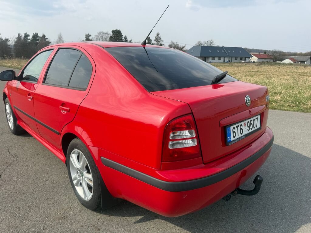 Škoda Octavia Sedan / Limuzína 1,6 l 75 kw