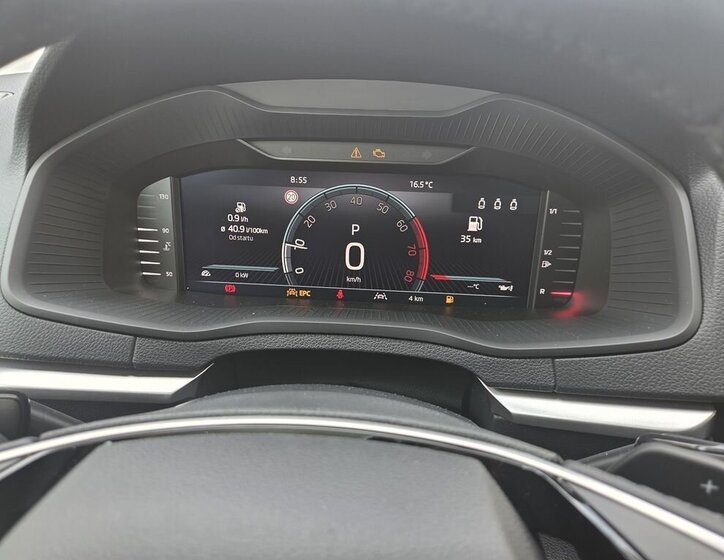 Škoda Karoq SUV / Terénní 1,5 l 110 kw