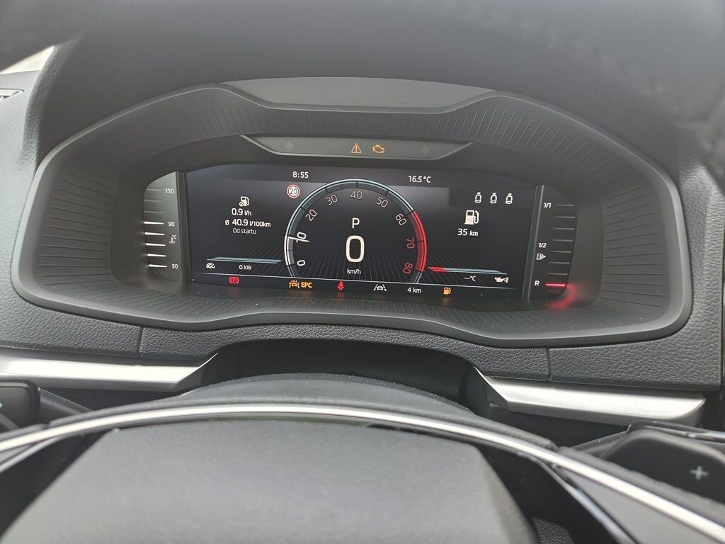 Škoda Karoq SUV / Terénní 1,5 l 110 kw
