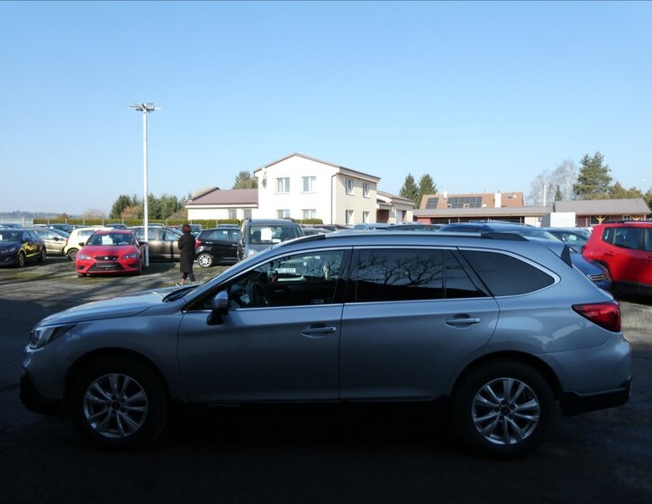 Subaru Outback Kombi 2,5 l 129 kw