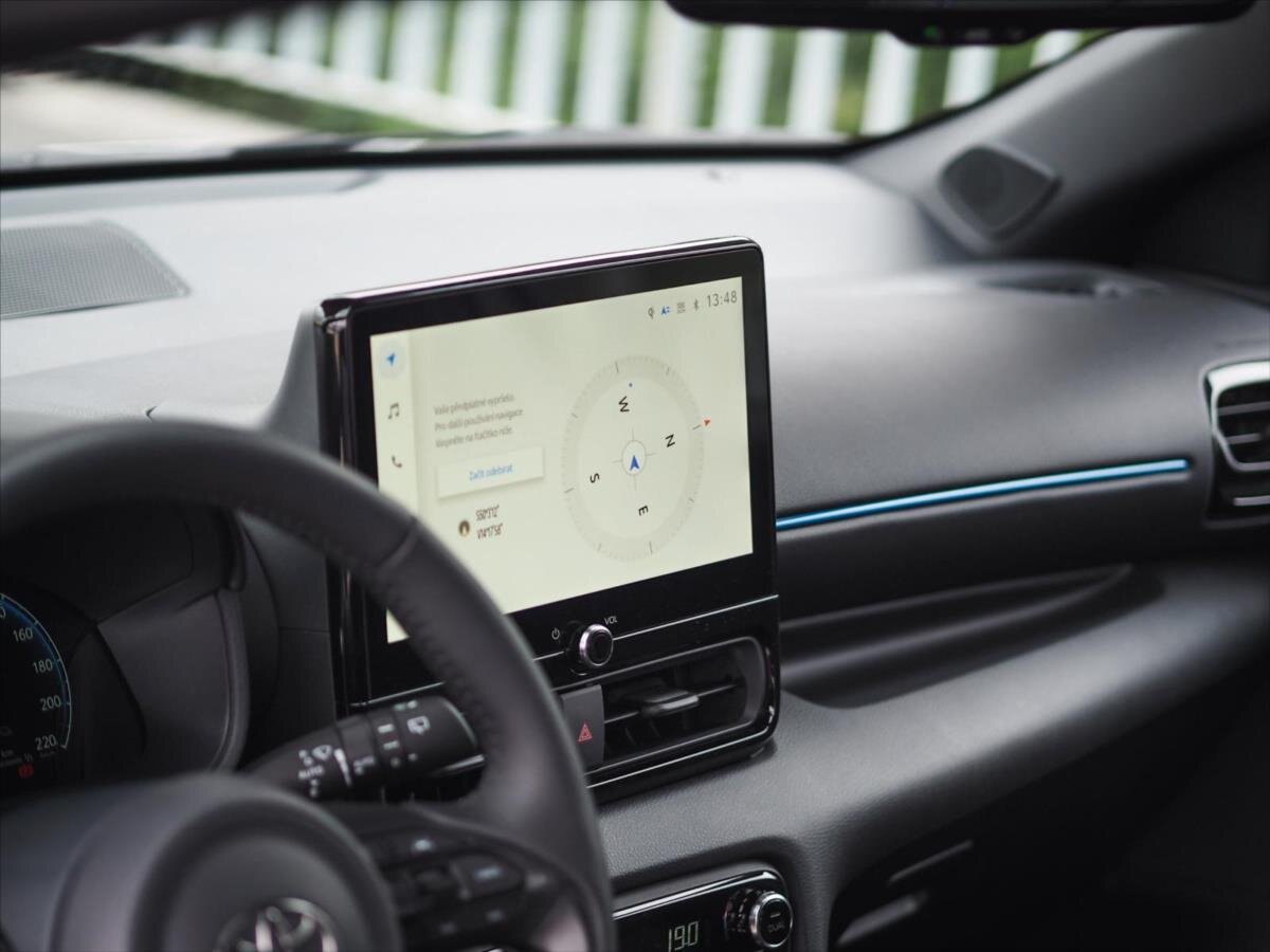 Toyota Yaris Hatchback 1,5 l 68 kw