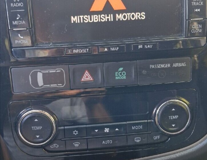 Mitsubishi Outlander 13