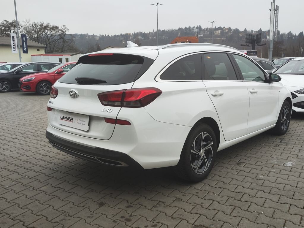 Hyundai i30 Kombi 1,5 l 118 kw