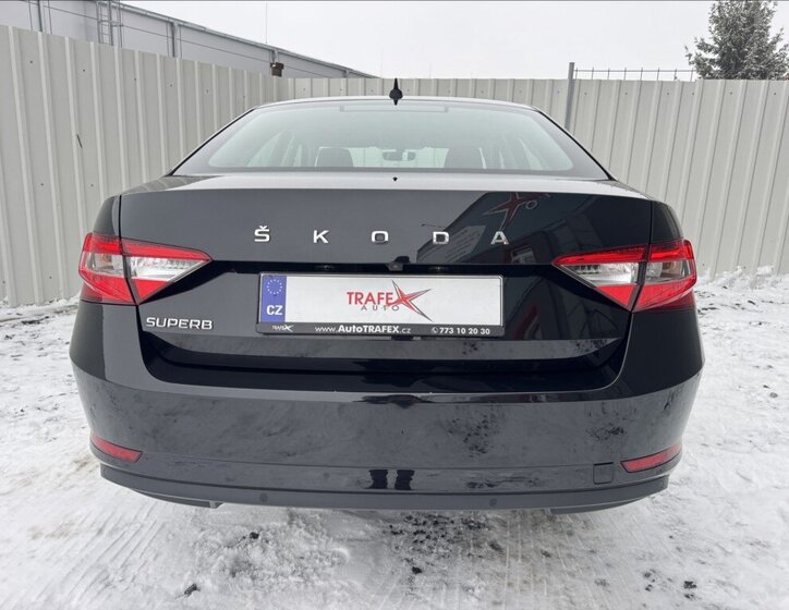 Škoda Superb Sedan 2,0 l 110 kw