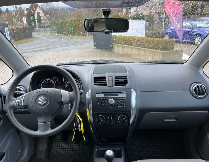 Suzuki SX4 SUV 1,5 l 82 kw