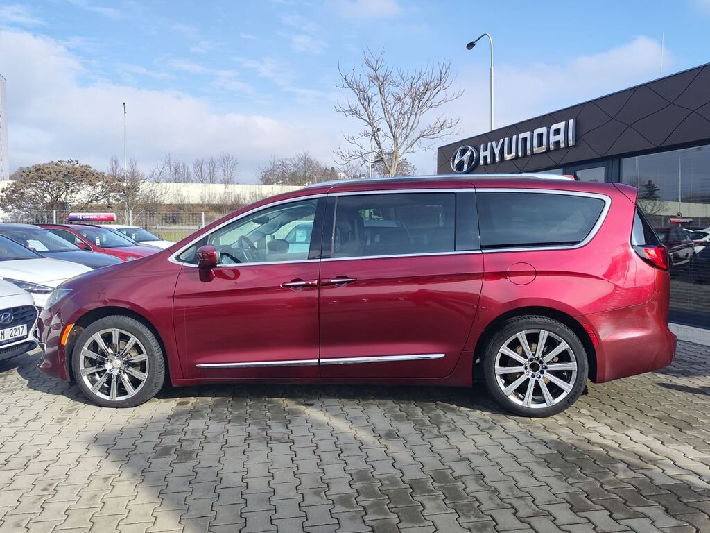 Chrysler Pacifica MPV 3,6 l 214 kw