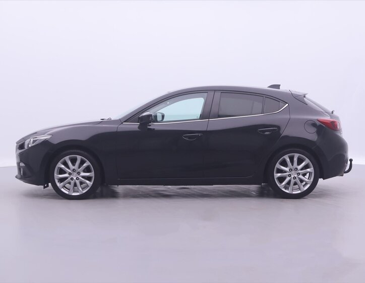 Mazda 3 4