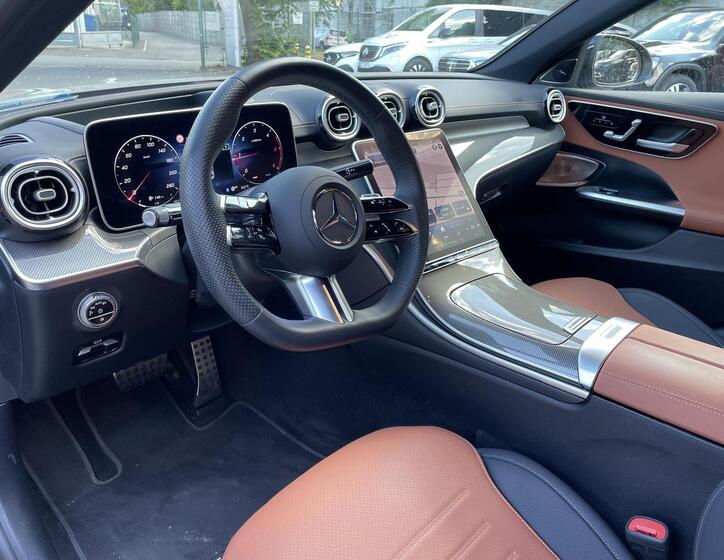 Mercedes-Benz Třídy C 8