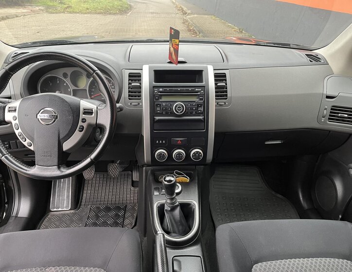 Nissan X-Trail 12