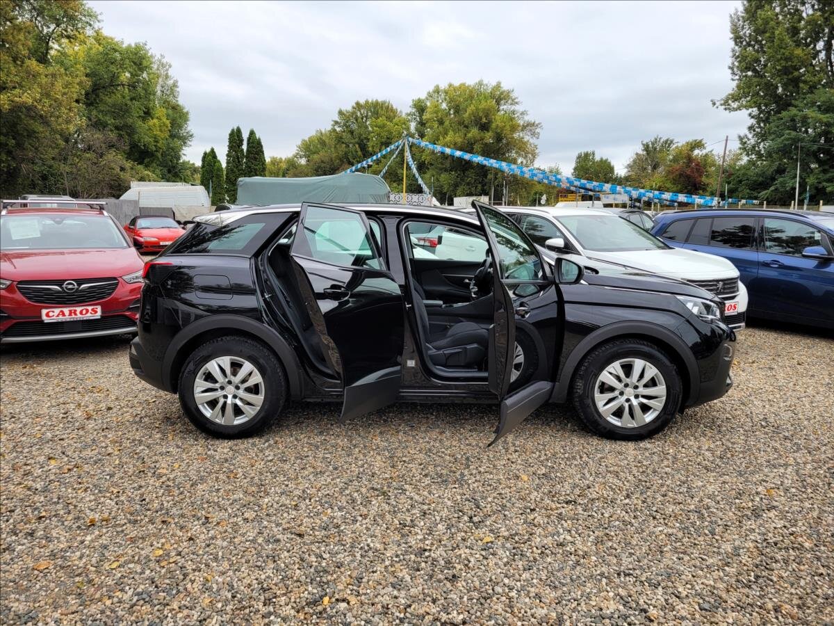 Peugeot 3008 SUV 1,5 l 96 kw