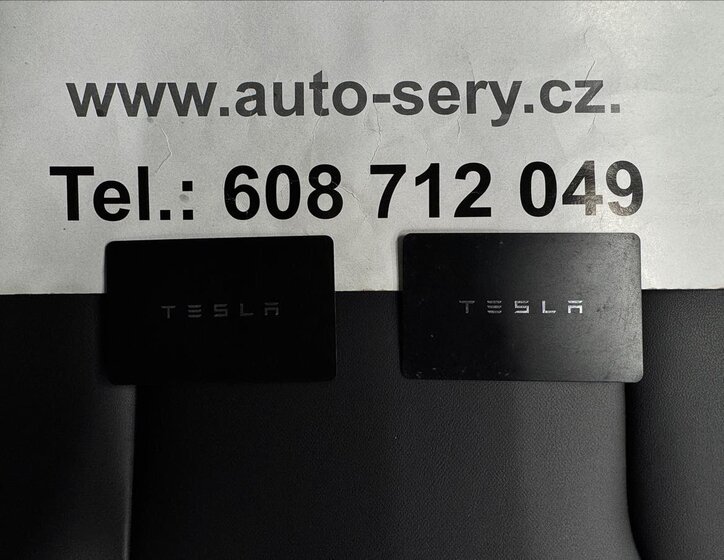 Tesla Model Y SUV 0,0 378 kw