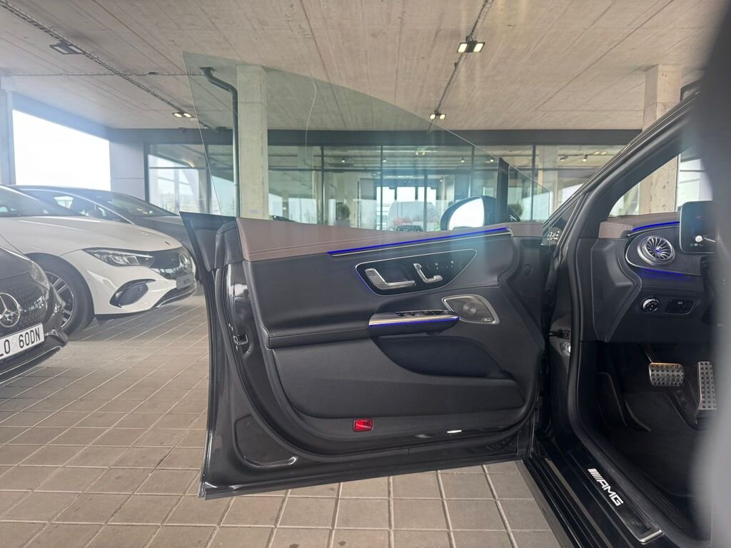 Mercedes-Benz EQE Sedan / Limuzína 0,0 350 kw