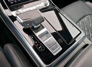 Audi Q8 SUV / Terénní 3,0 l 250 kw