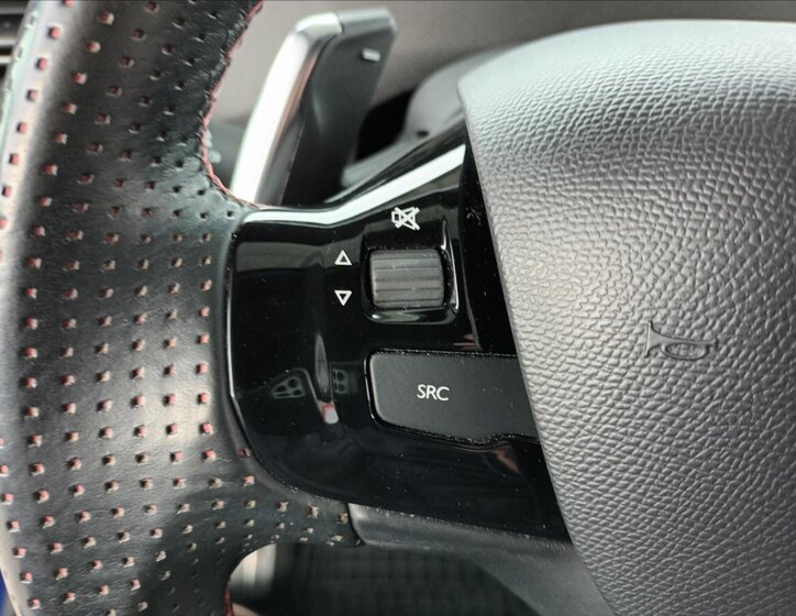 Peugeot 308 Hatchback 2,0 l 130 kw