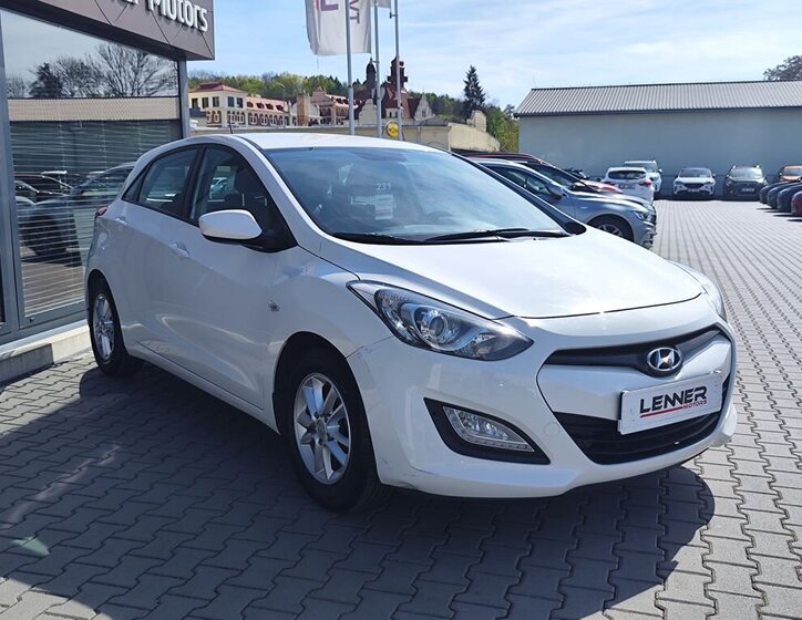 Hyundai i30 Hatchback 1,4 l 73 kw