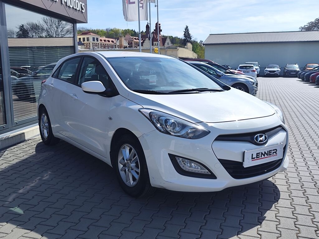 Hyundai i30 Hatchback 1,4 l 73 kw
