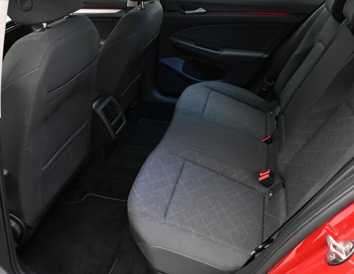 Volkswagen Golf Kombi 2,0 l 110 kw