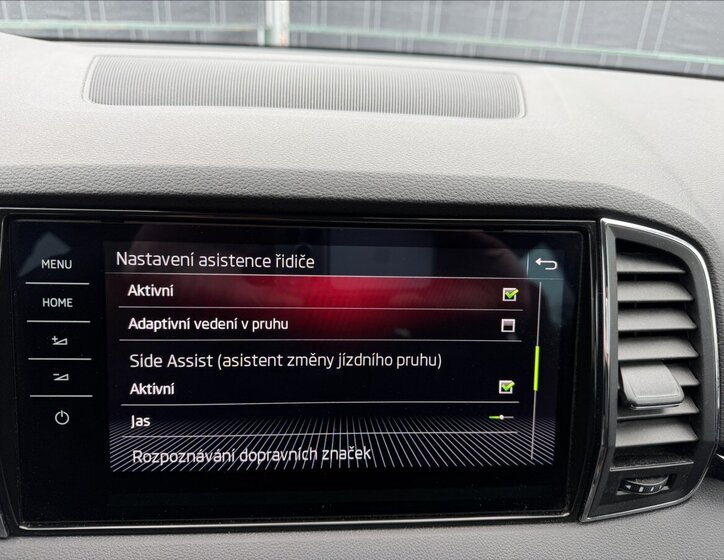 Škoda Karoq SUV / Terénní 2,0 l 140 kw