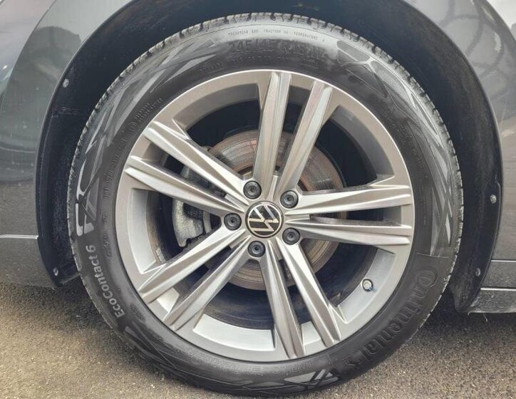 Volkswagen Arteon Liftback 2,0 l 147 kw