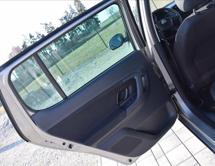 Škoda Fabia Hatchback 1,6 l 55 kw