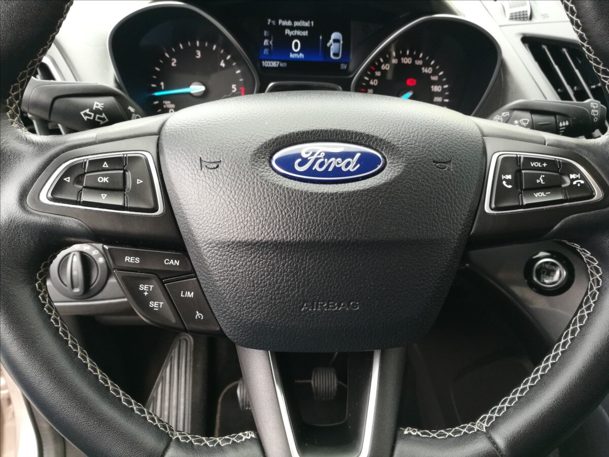 Ford Kuga SUV / Terénní 2,0 l 110 kw