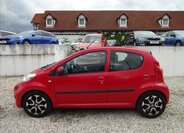 Peugeot 107 Hatchback 998,0 50 kw
