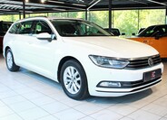 Volkswagen Passat 1