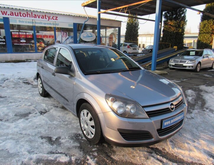 Opel Astra Hatchback 1,4 l 66 kw