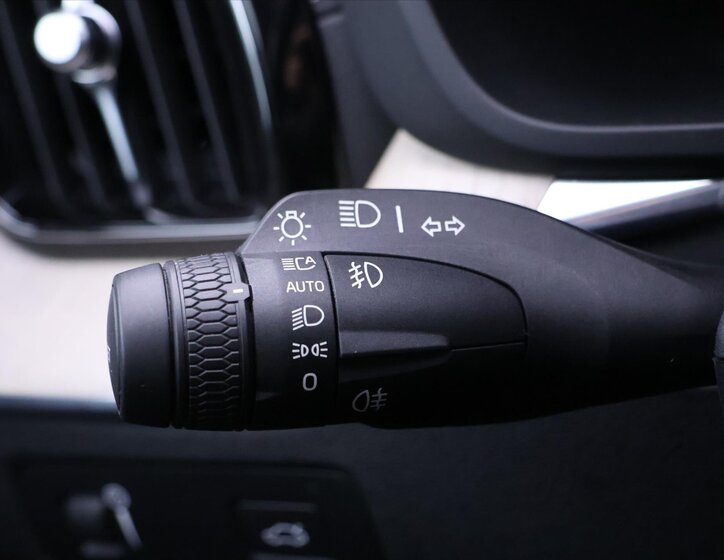 Volvo XC60 SUV 2,0 l 183 kw