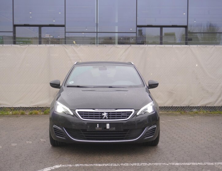 Peugeot 308 Kombi 2,0 l 133 kw