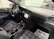 Volkswagen Golf 16