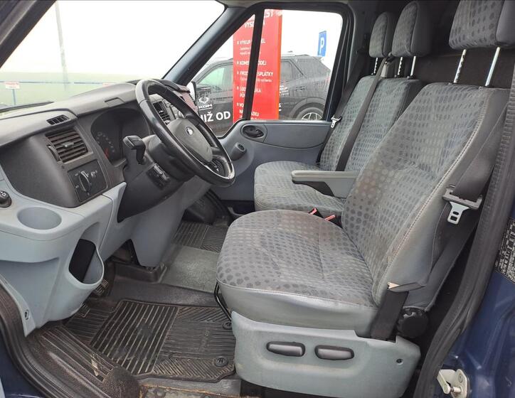 Ford Transit 5