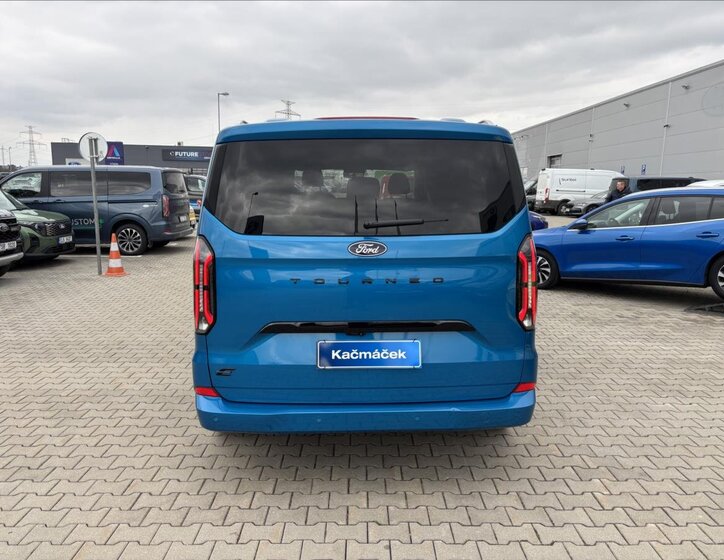 Ford Tourneo Custom MPV 0,0 160 kw