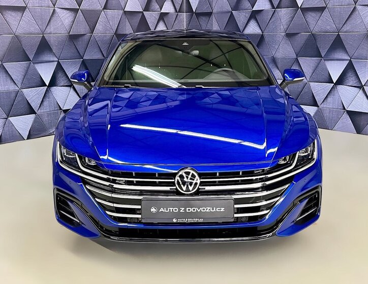 Volkswagen Arteon Liftback 2,0 l 206 kw