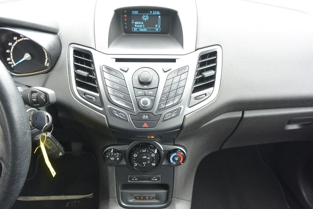 Ford Fiesta Hatchback 998,0 74 kw