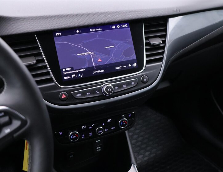 Opel Crossland Hatchback 1,2 l 81 kw