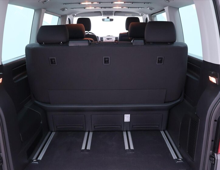 Volkswagen Multivan Kombi 2,0 l 110 kw