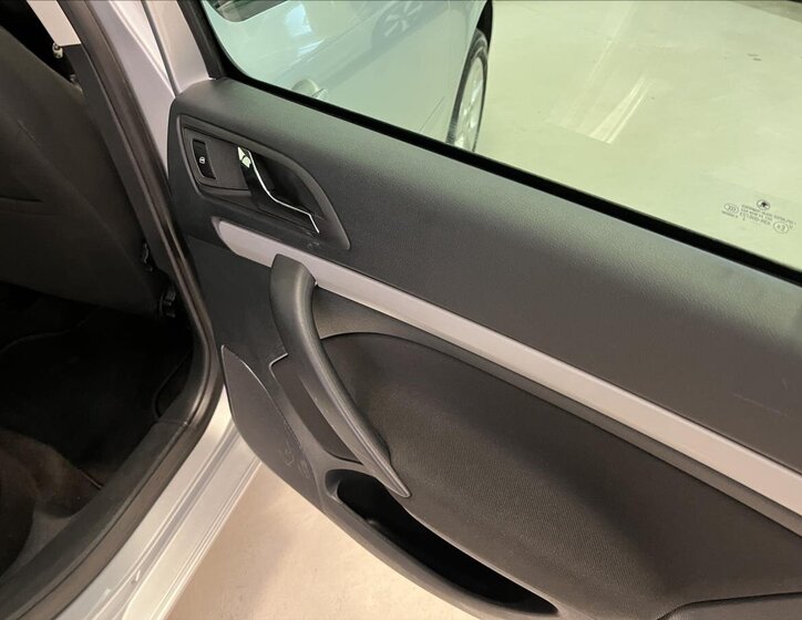 Škoda Octavia Kombi 2,0 l 103 kw