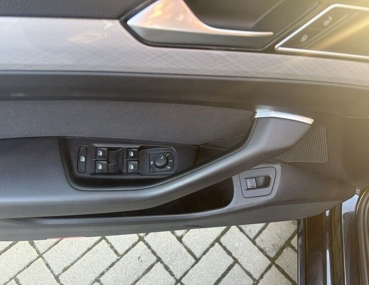 Volkswagen Passat Kombi 2,0 l 110 kw